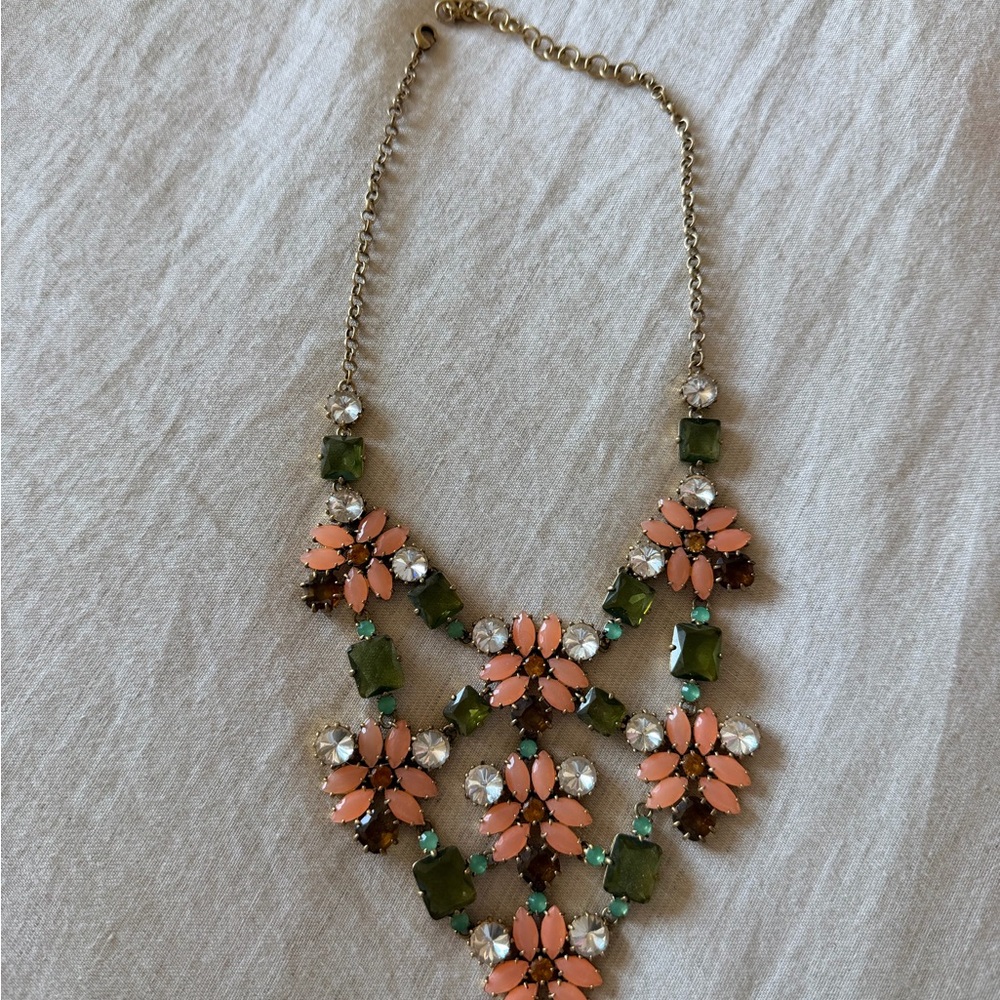 Stella & Dot Pink and Green Floral Necklace “Fleur”